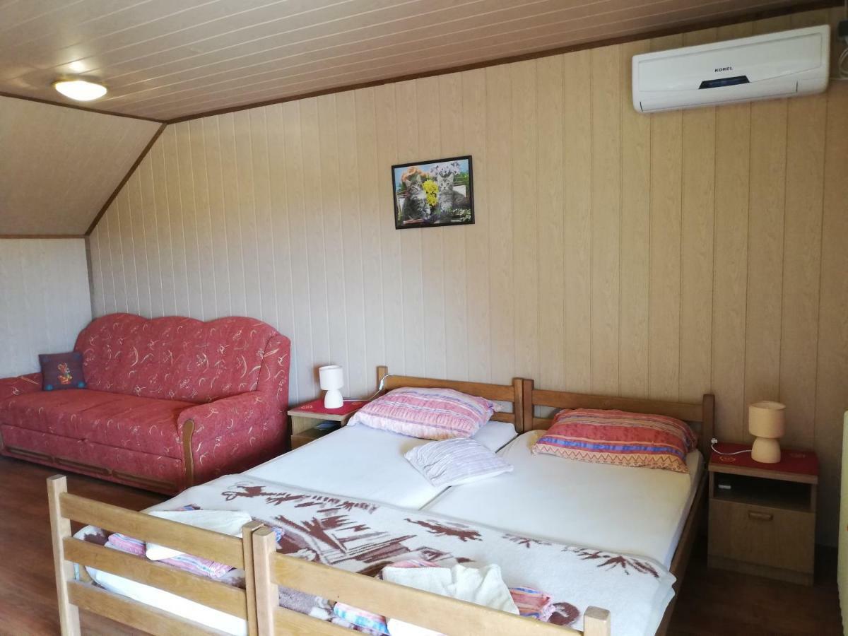 T.S.G. Simanovic Hotel Klinca Sela Ngoại thất bức ảnh