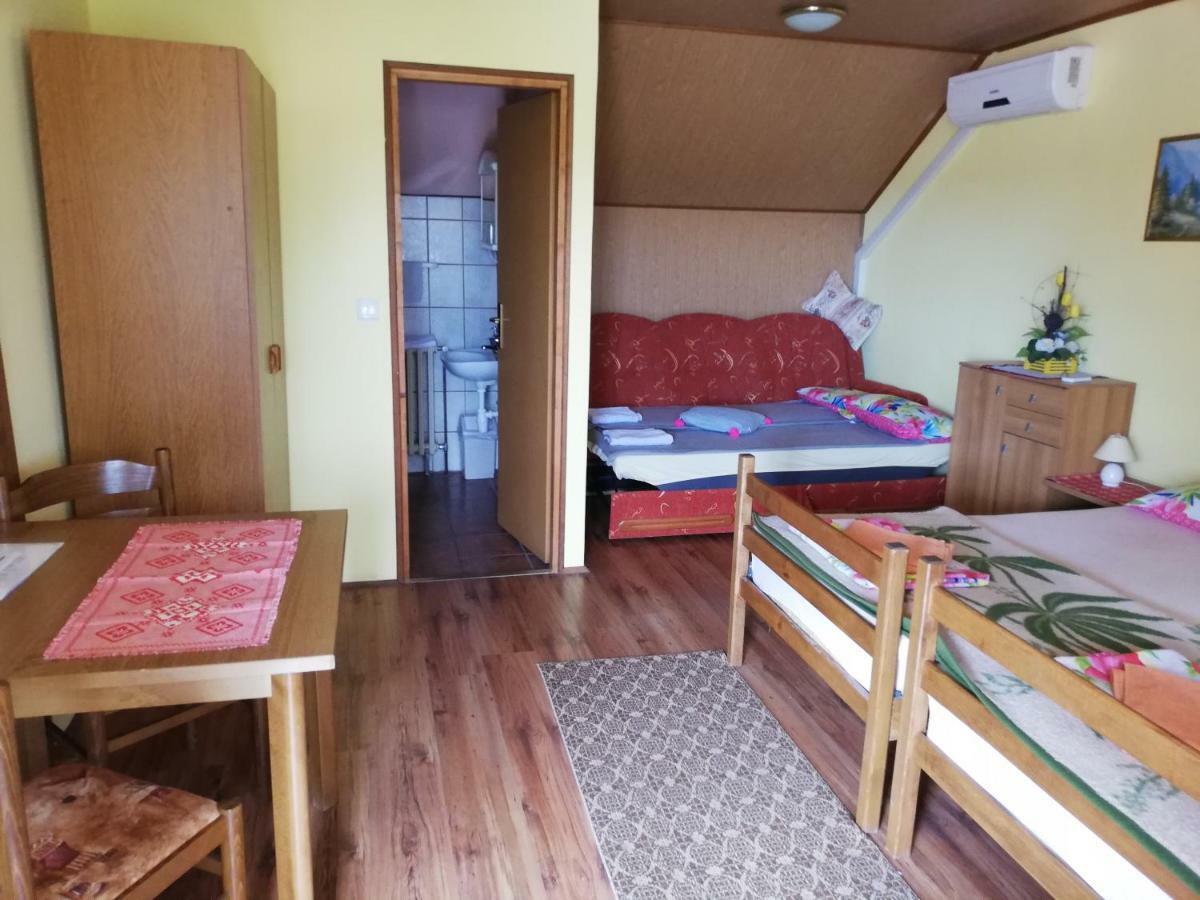 T.S.G. Simanovic Hotel Klinca Sela Ngoại thất bức ảnh